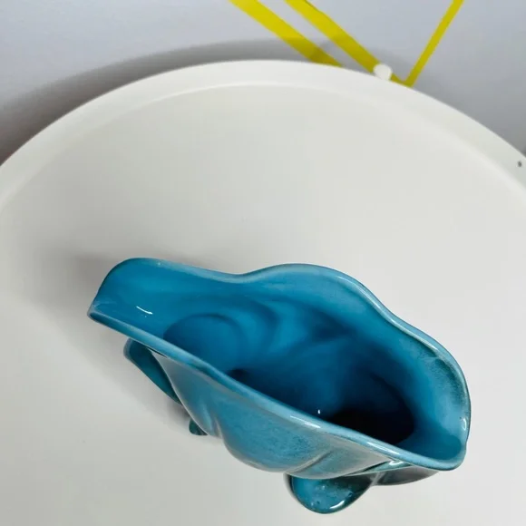 Blue Flower Vase - Picture 4 of 4